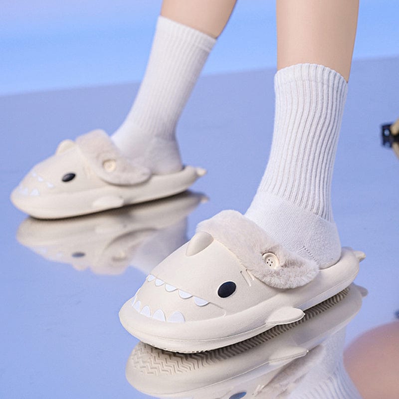 General Shark Shoes House Slippers With Button EVA Couple Slippers Furry Pawz
